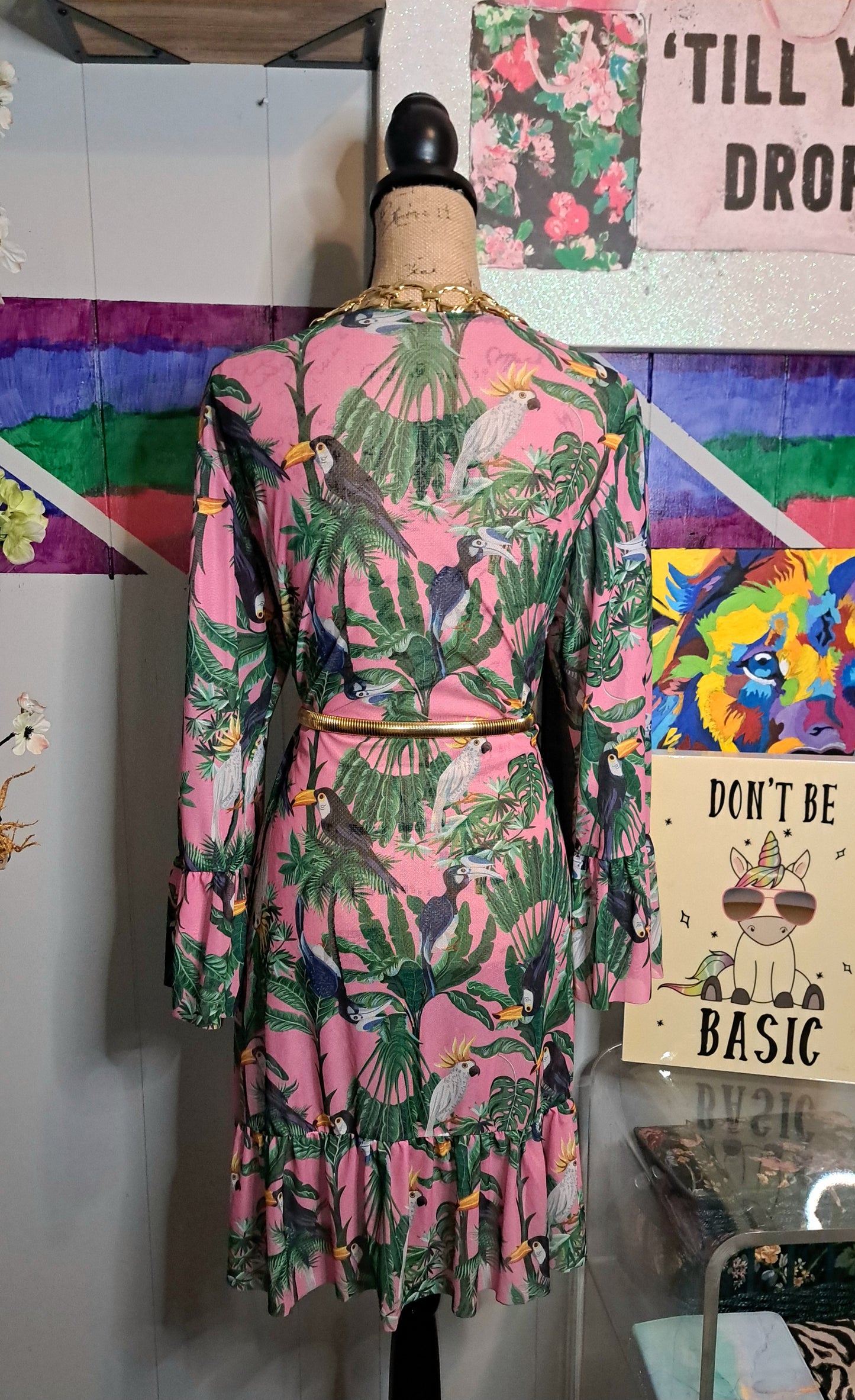 Boutique Tropical Parrot Print Semi Sheer Stretchy Mesh Open Duster SZ Small (Fits up to a M/L)