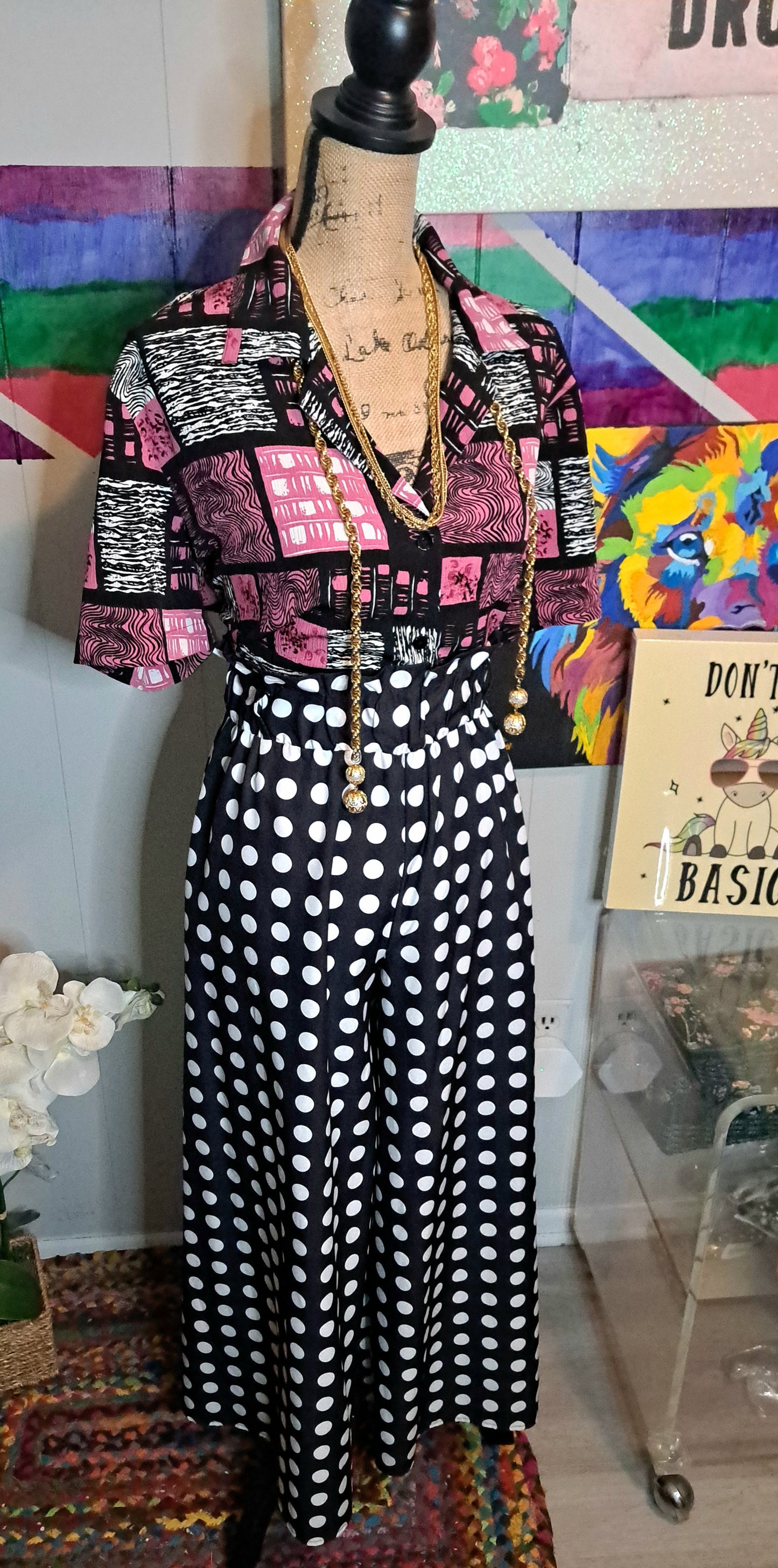 BUNDLE DEAL🚨 Vtg Pink Multicolored Button Down Top SZ 2X (ptp 26in) & NWOT Blk/Wht Polka Dot Wide Legs Paperbag Ankle Pants with Belt Loops SZ 3XL Waist 18-25in*** SET BEST FITS 1X/2X