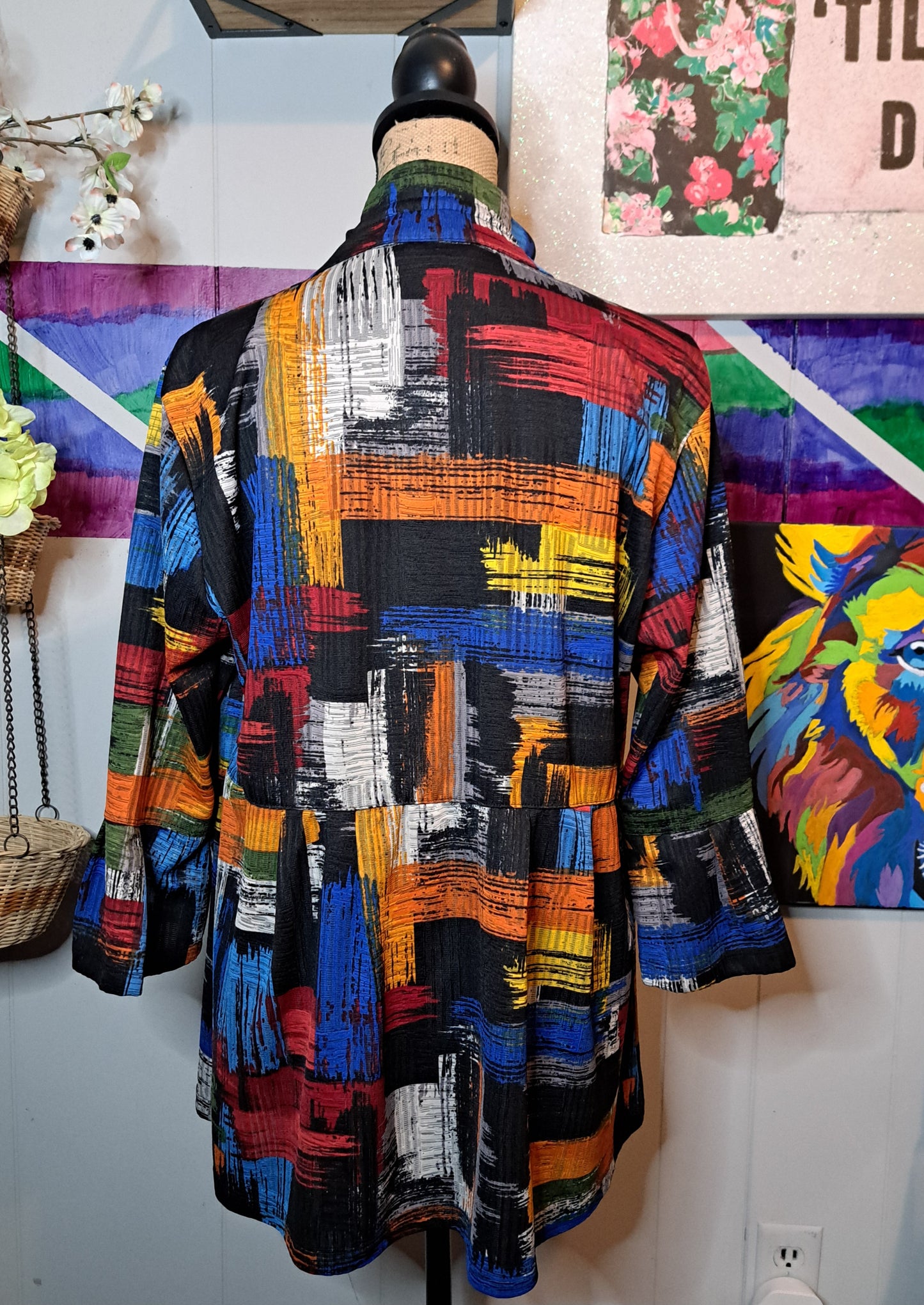 NWOT Multicolored Art Deco Structured Flexible Collar Button Down Top with Bell Sleeves SZ Large (Fits up to an XL)