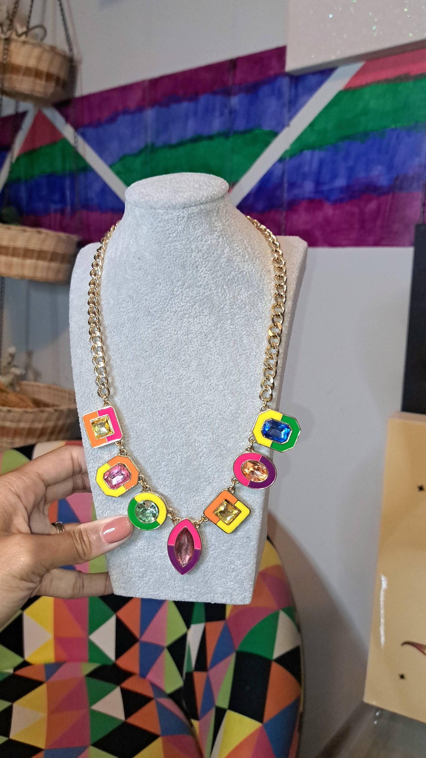 Vtg Unsigned Multicolored Geometrical Shape Colorblock Adjustable Gemstone Necklace 18in-21.5in