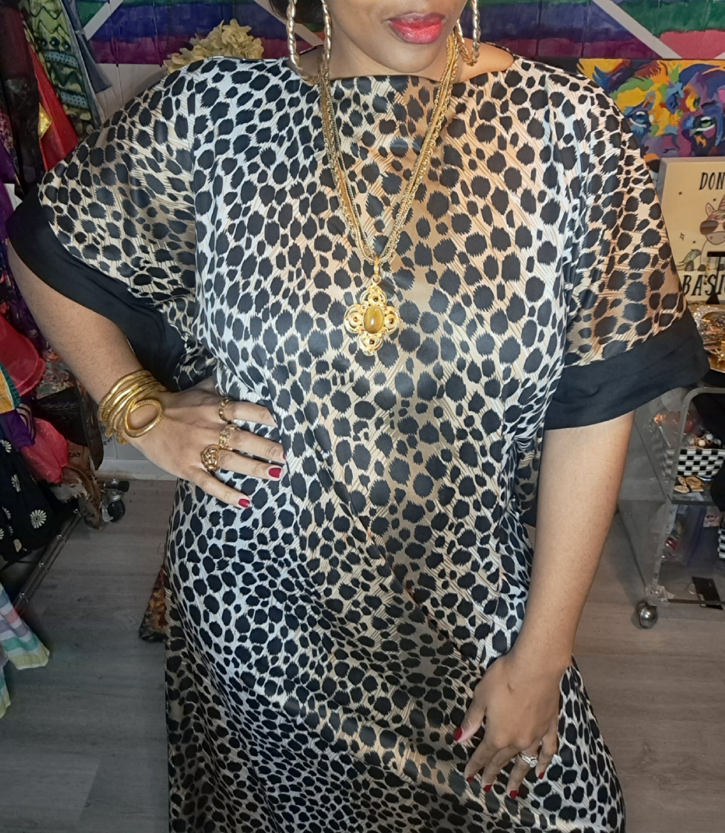 Vtg 70s TV Loungers Animal Print Exaggerated Sleeve Kaftan Dress SZ Medium (Fits up to a Large ptp 27in)