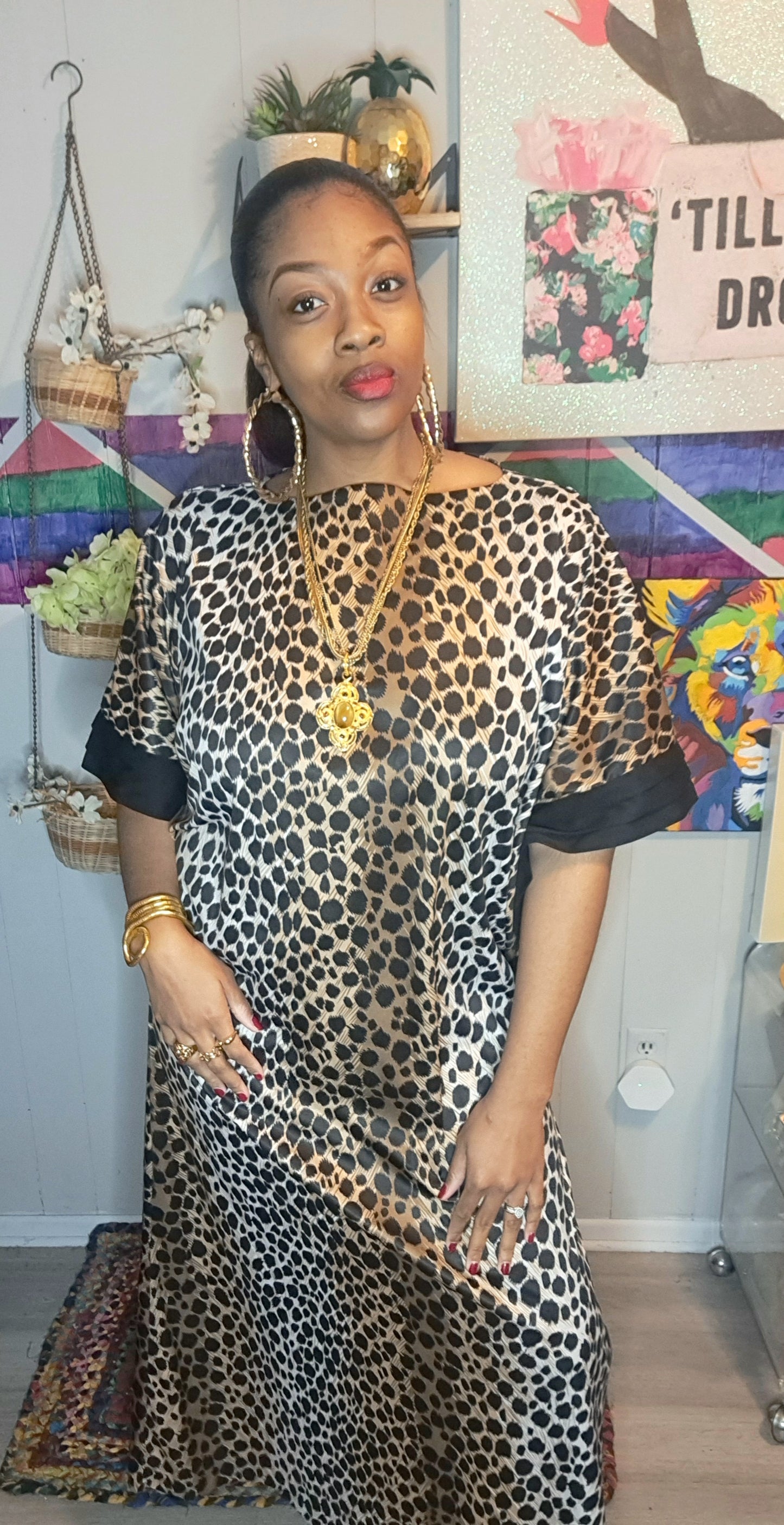 Vtg 70s TV Loungers Animal Print Exaggerated Sleeve Kaftan Dress SZ Medium (Fits up to a Large ptp 27in)