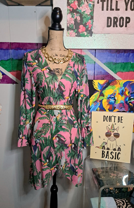 Boutique Tropical Parrot Print Semi Sheer Stretchy Mesh Open Duster SZ Small (Fits up to a M/L)