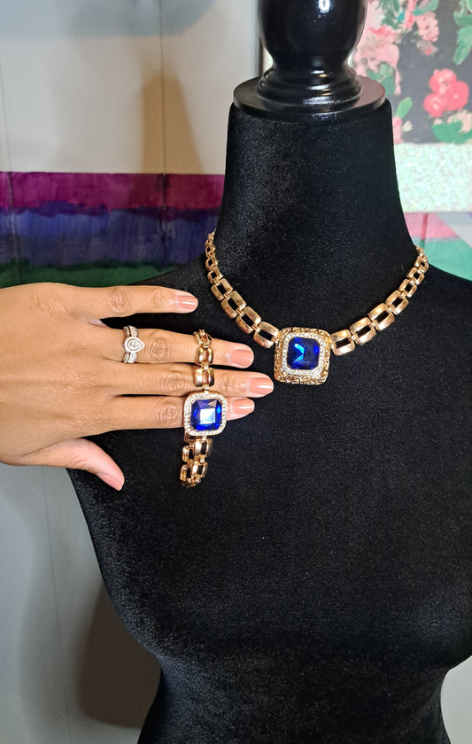 Unsigned Royal Blue Center Stone Gold Tone ChainLink 2pc Necklace (17in) & Bracelet(8in) Set ***LARGE WRIST FRIENDLY***