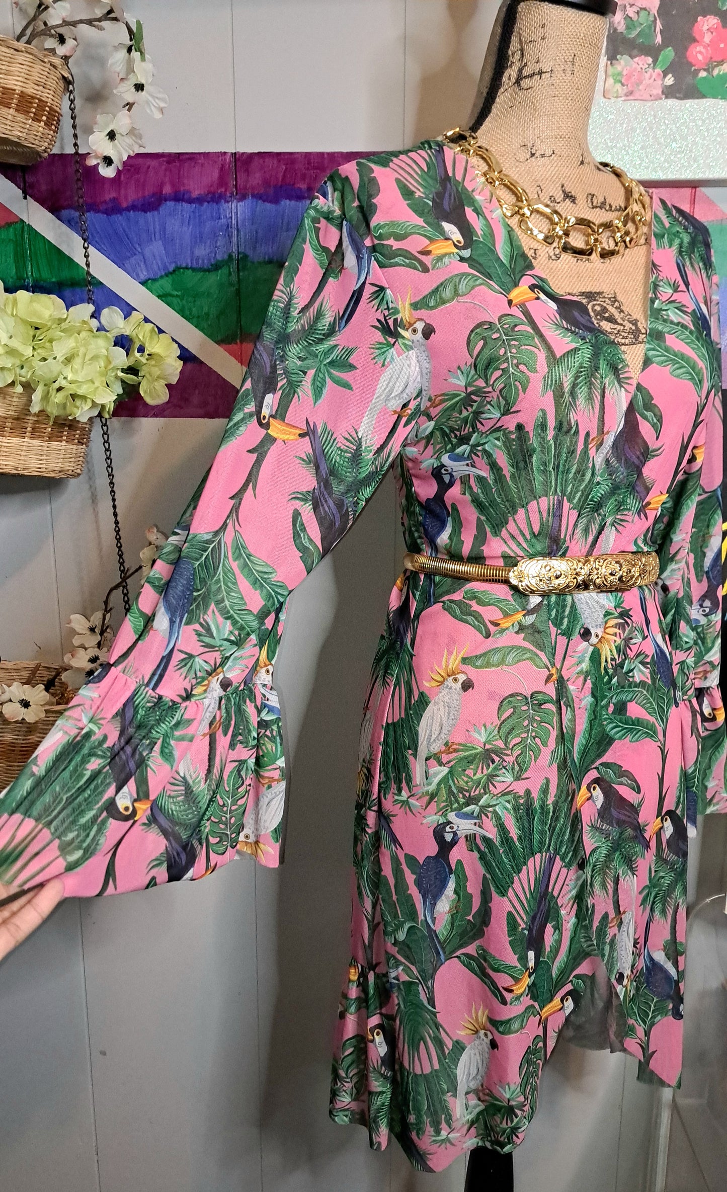Boutique Tropical Parrot Print Semi Sheer Stretchy Mesh Open Duster SZ Small (Fits up to a M/L)