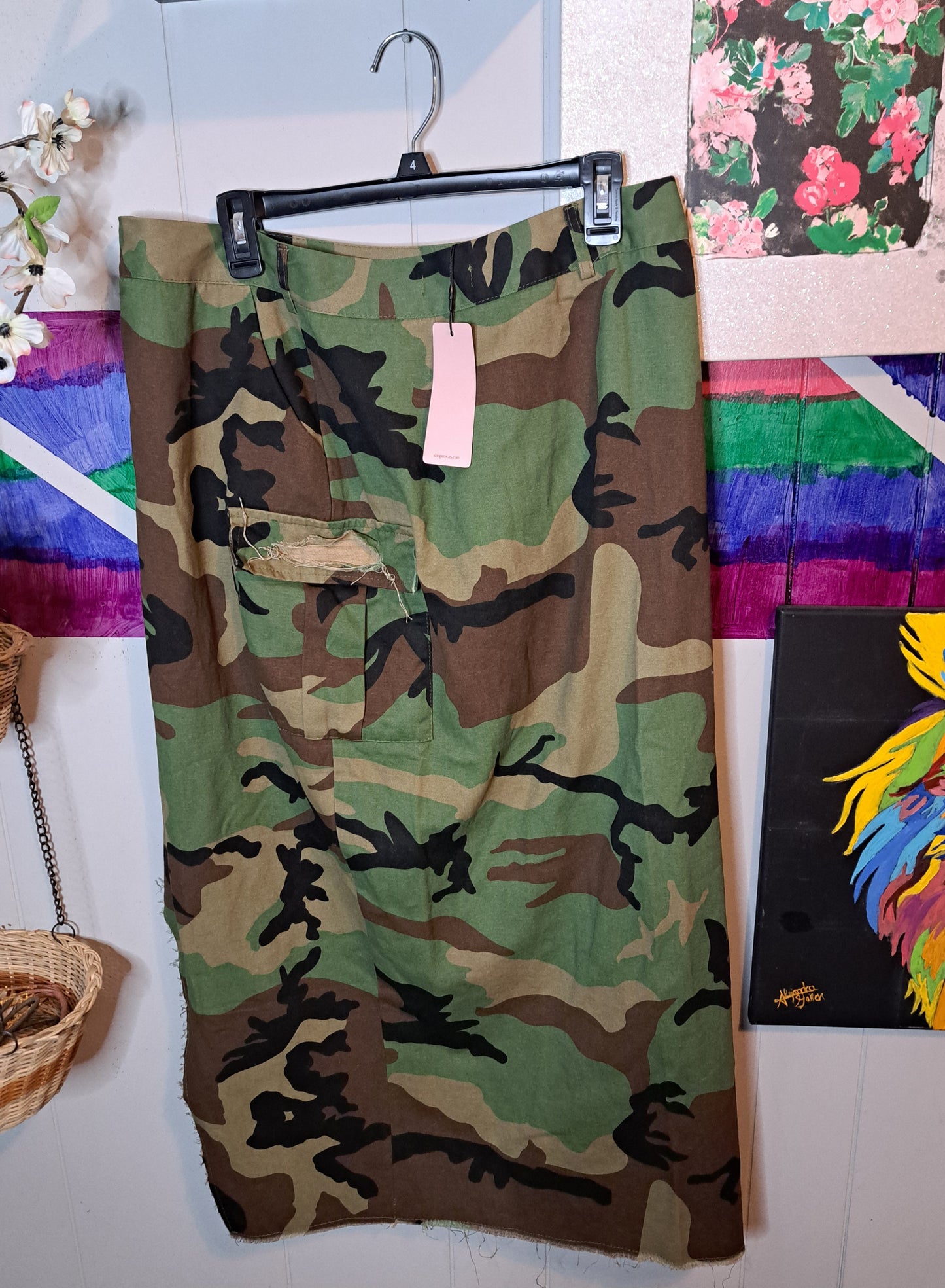 NWT Camo High Slit Maxi Skirt with Cargo Pockets (Best Fits L/XL) Waist 36in Total
