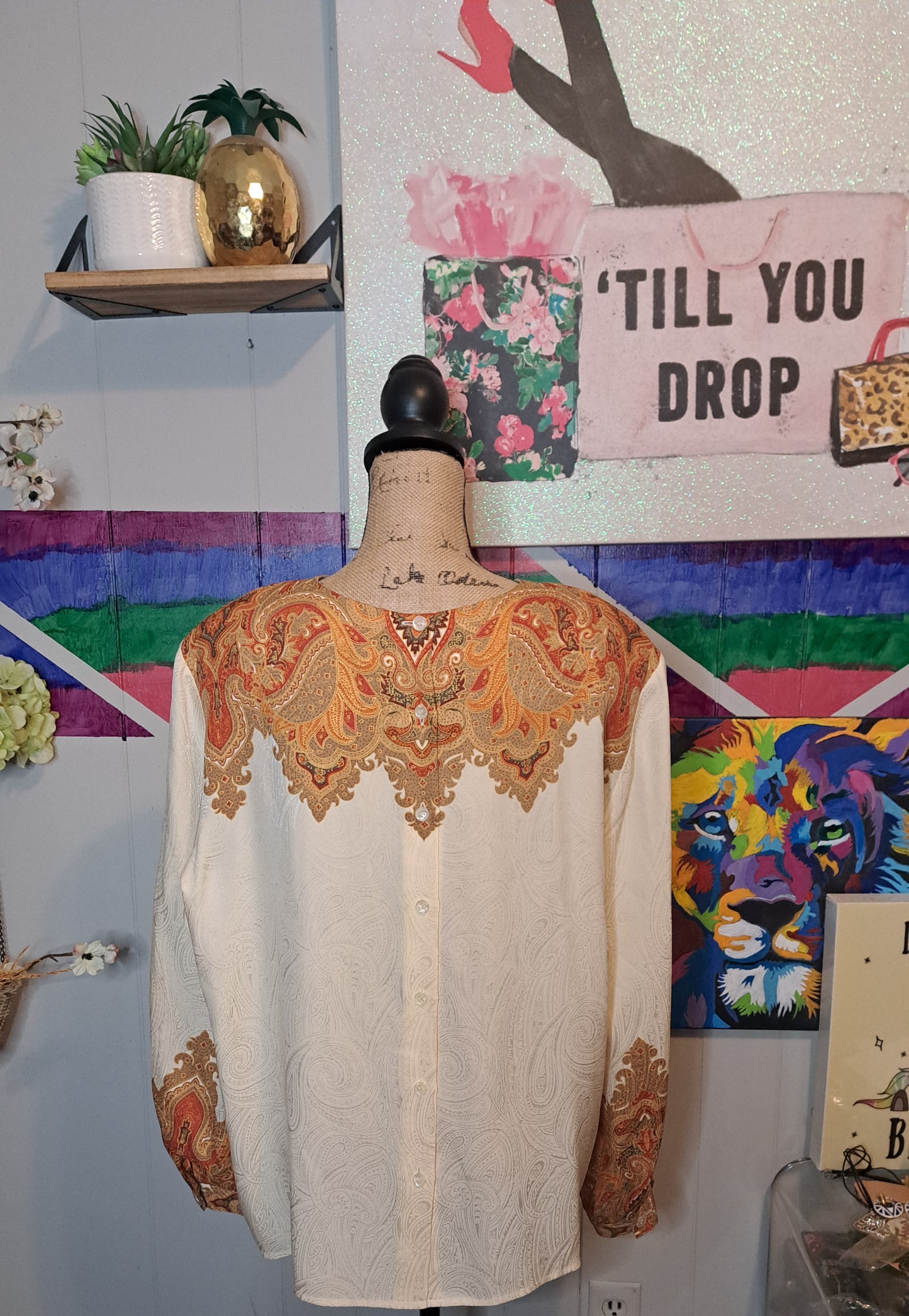 Vtg Embossed Paisley Print Org/Creme Top SZ 16 (Ptp 24in)