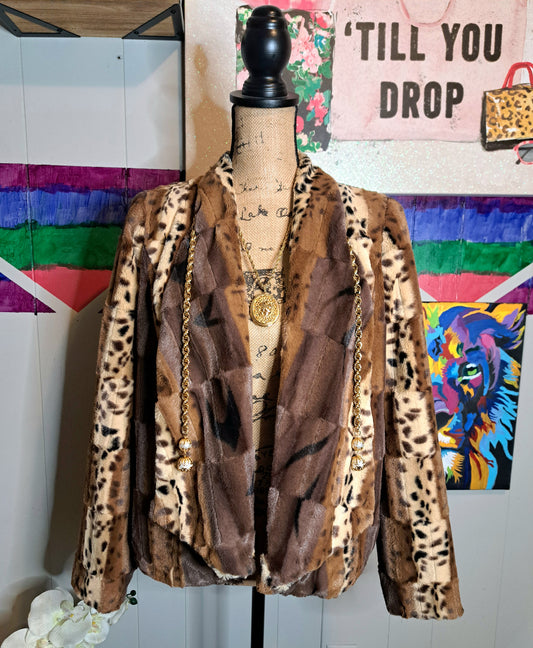 Mixed Animal Print Faux Fur Cropped Jacket SZ Large ***Disclaimer: Lining torn on the inside. Does not show on the outside*** SEE LAST PICTURE