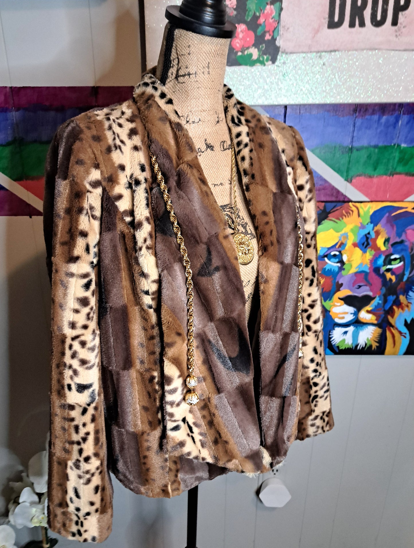 Mixed Animal Print Faux Fur Cropped Jacket SZ Large ***Disclaimer: Lining torn on the inside. Does not show on the outside*** SEE LAST PICTURE