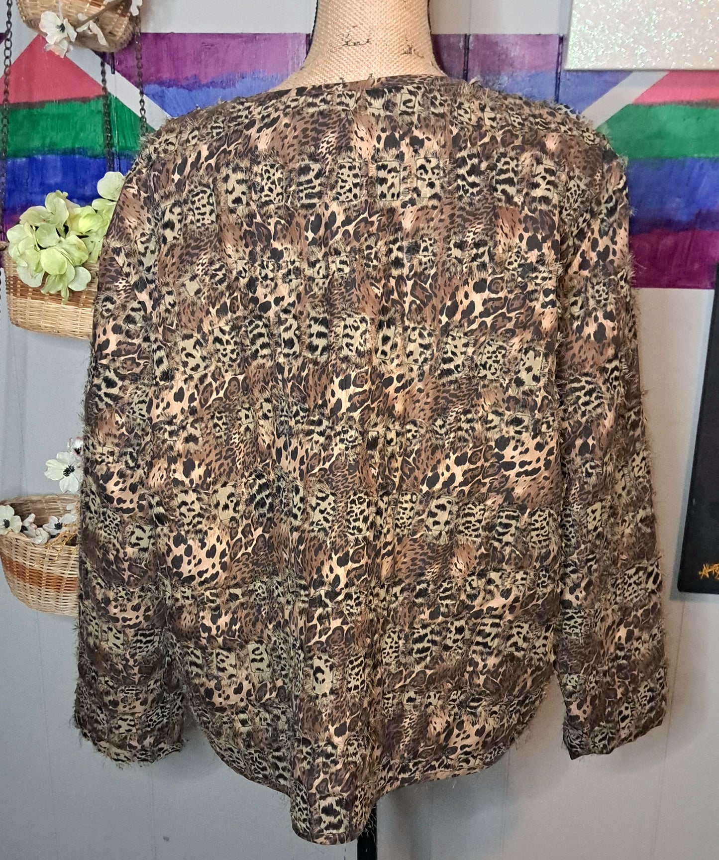 Chico's 100% Silk Animal Print Fuzzy Lightweight Jacket SZ 2 (Fits SZ Large 12/14)