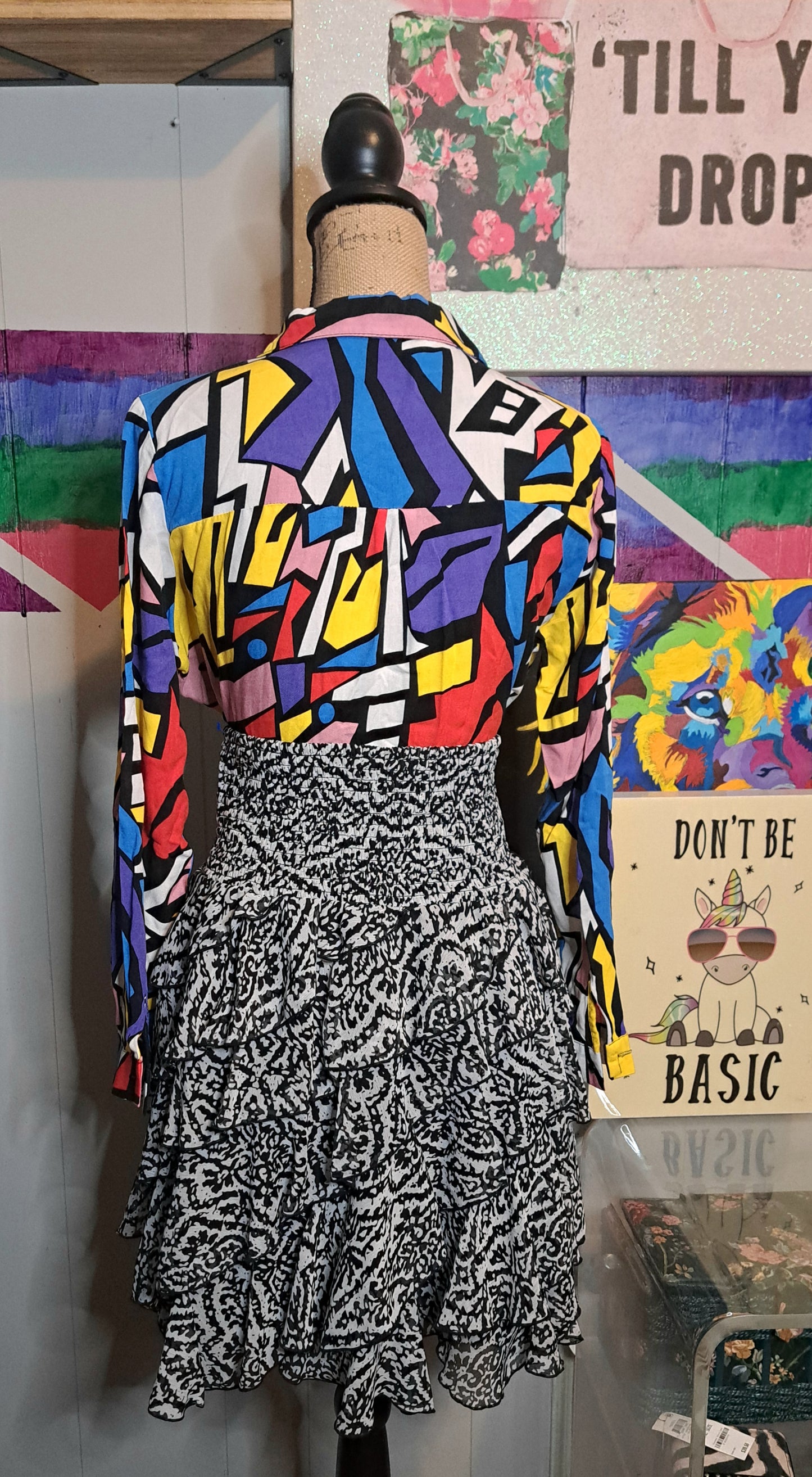 Nwot Big Dart Multicolored Button Down Top SZ 8 OR Blk/Wht Stretchy Layered Skirt SZ Small (Fits up to a Large) ***SOLD SEPARATELY***