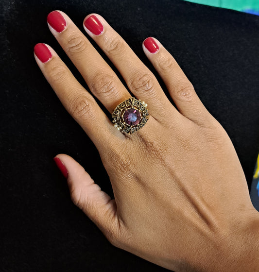 Vtg Signed Emmons Adjustable Amethyst  Stone with Faux Pearl Ring SZ 6-10