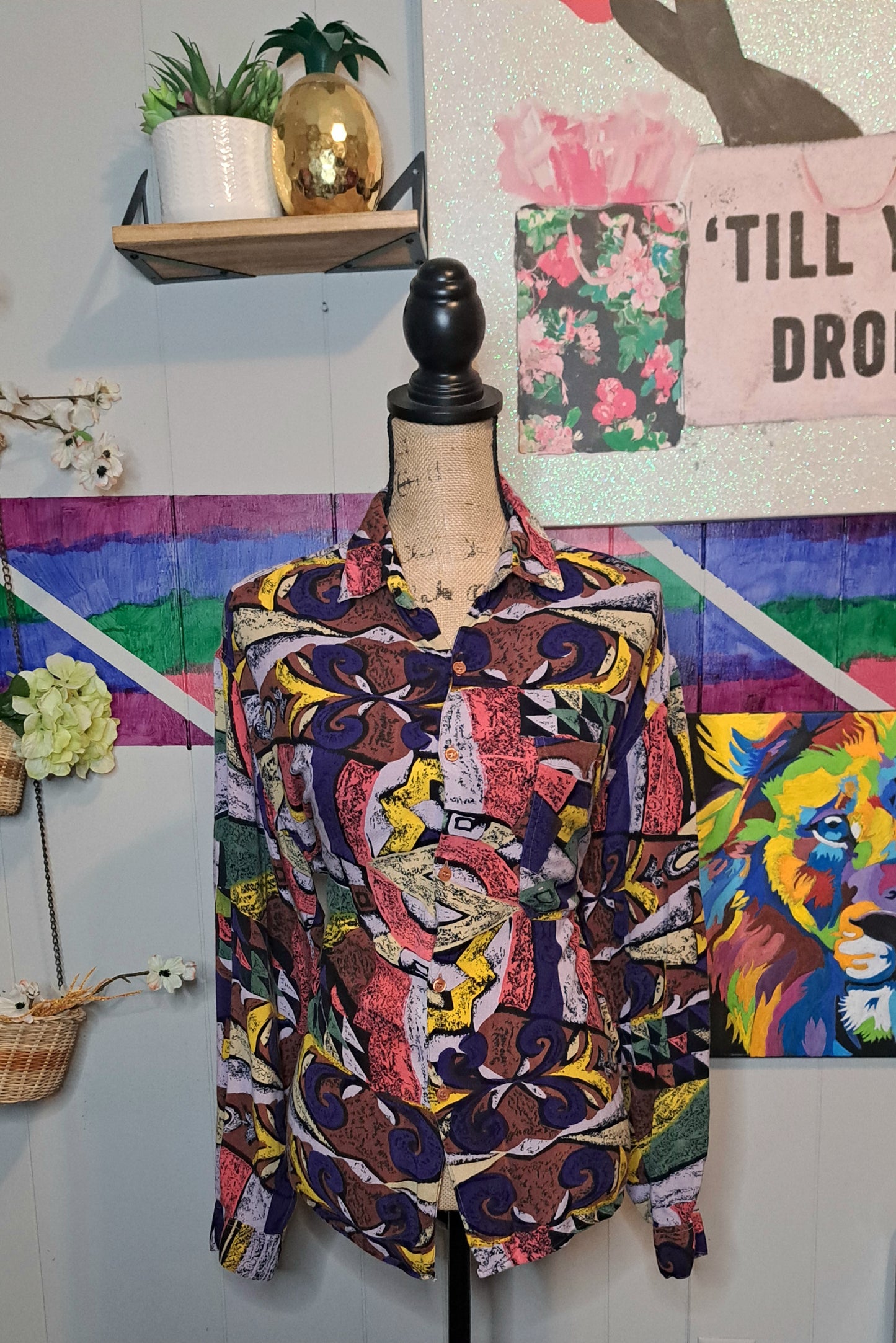Vtg TRIBE Abstract Multicolored Button Down Top  SZ Large (ptp 24.5in)