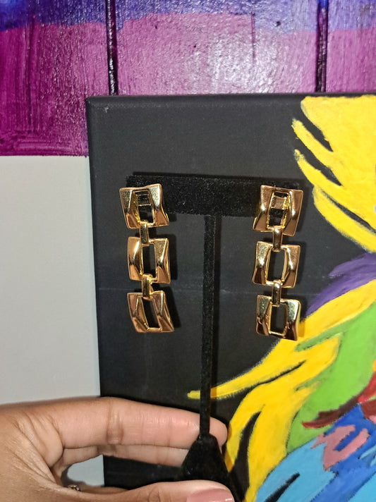 Vtg Gold Tone Chainlink Square Post Back Earrings (Multiple Available)