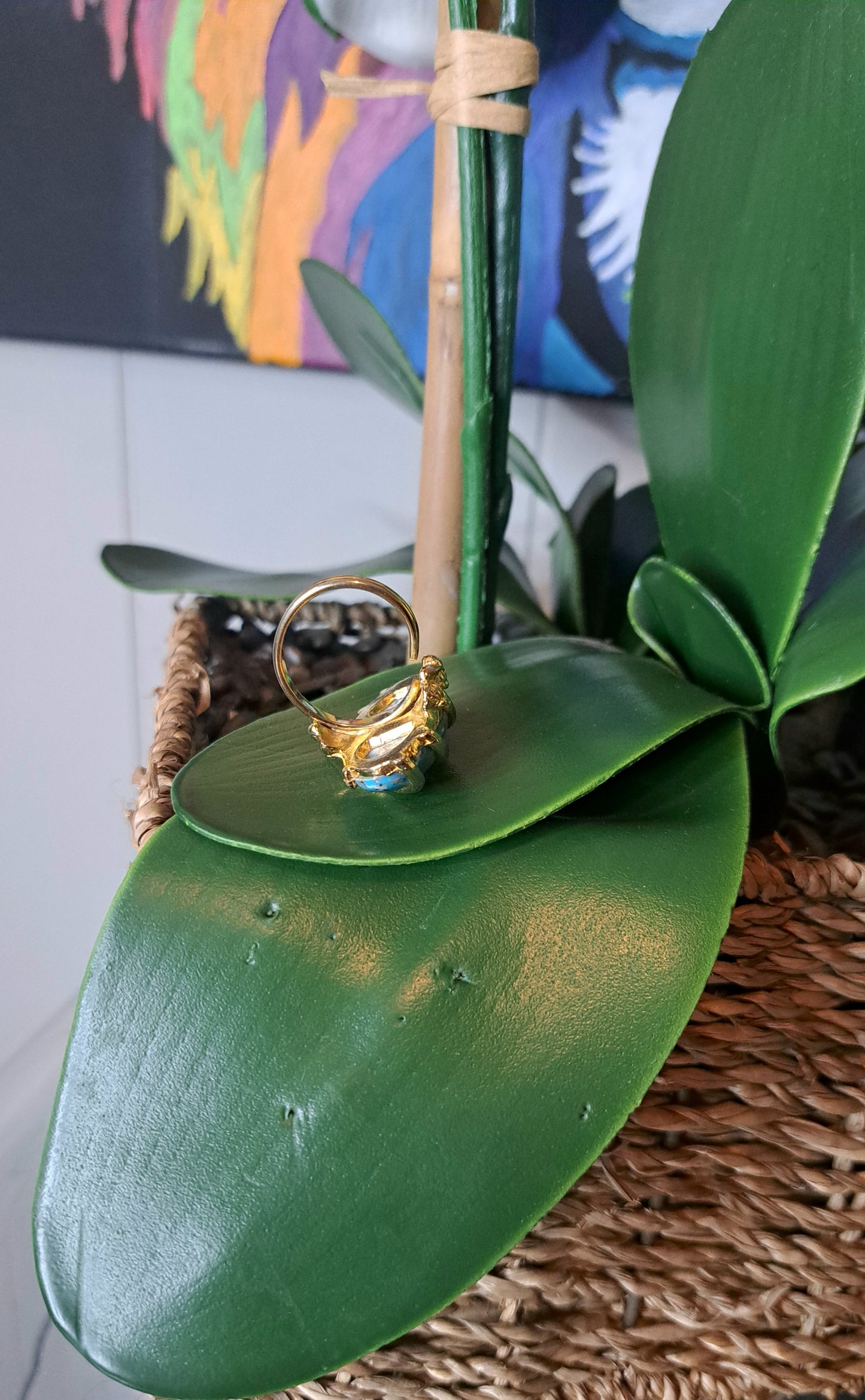 Vtg Turquoise Gold Tone Wrapped Ring (ADJUSTABLE)